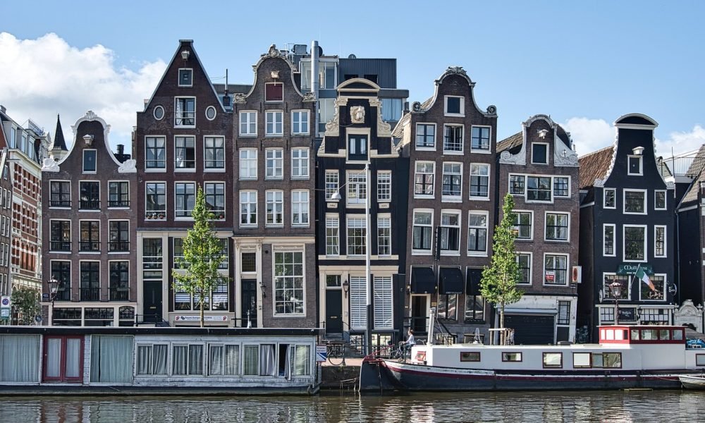 amsterdam canals