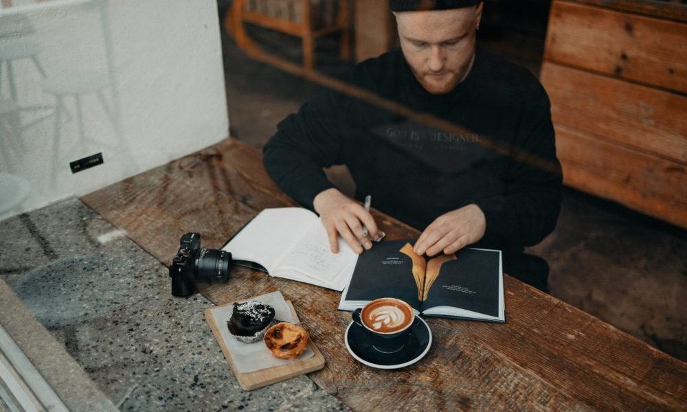 lisbon-working-remotely-pastel-de-nata